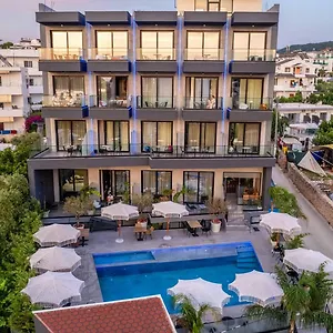 4* Hotel Azura
